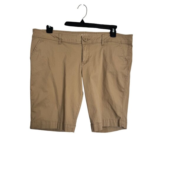 Arizona Mid Rise Size 17 Corduroy Shorts 10" inseam tan EUC Pockets - Picture 5 of 6